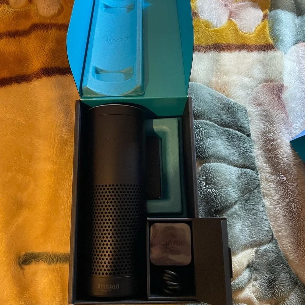 Amazon Echo Smart Assistant Black new